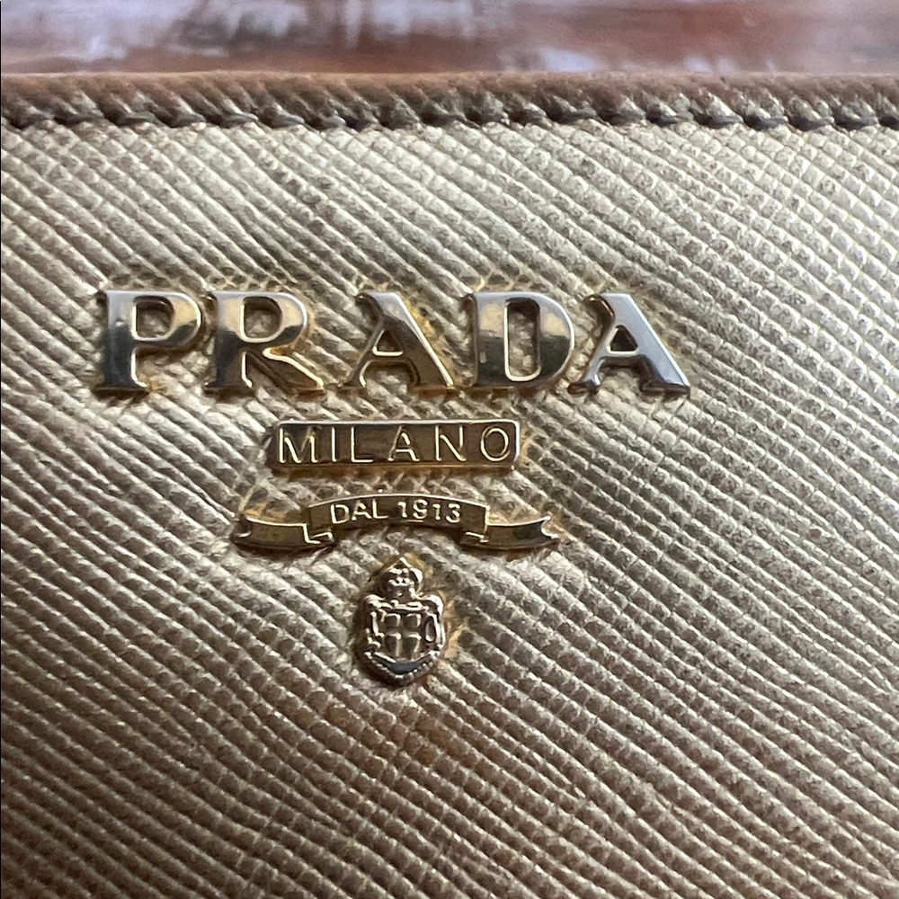 Prada Metallic Gold Clutch wallet - Picture 5 of 10